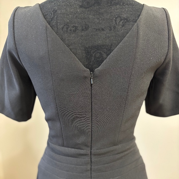 The Timeless Black Dress by Zac Posen for Lord&Taylor. Size 8 - Picture 5 of 7